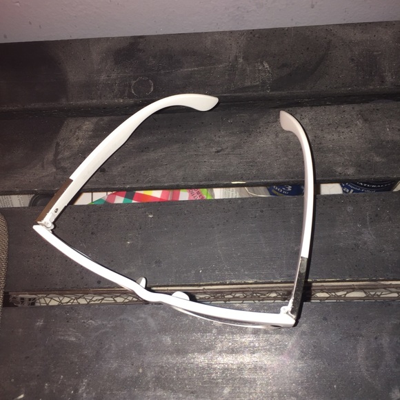 Ray-Ban Wayfarer Liteforce sunglasses - white - Picture 3 of 4